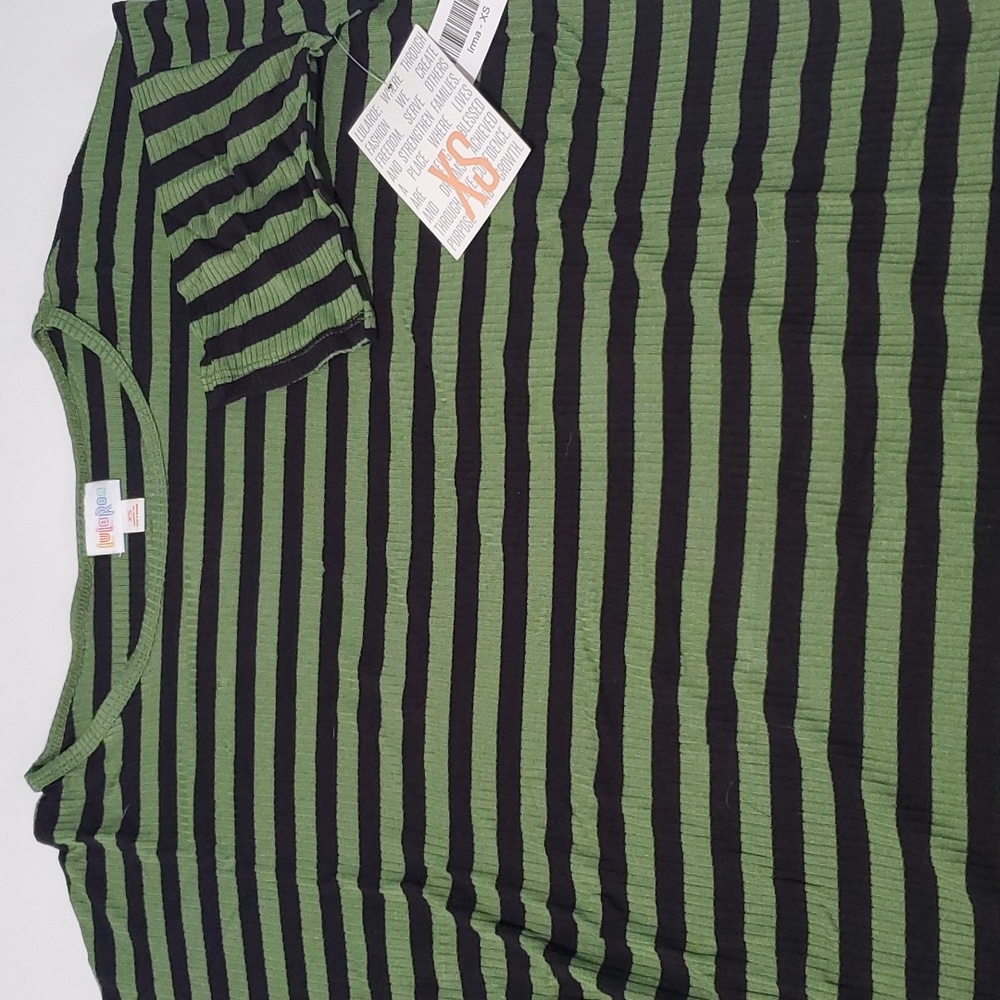 LuLaRoe XS Irma. NWT